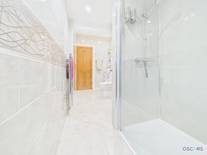 Photo 14- click for photo gallery